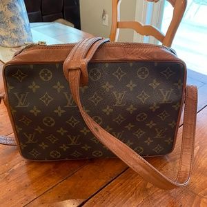 Louis Vuitton Monogram Shoulder Bag